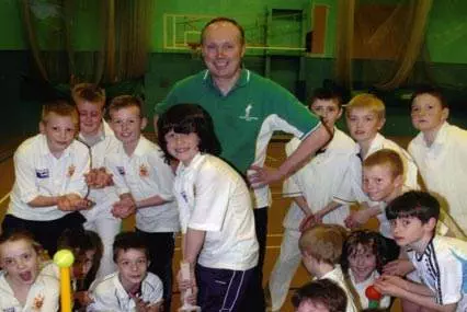 Who uses our cricket coaching mats? 2 Get great cricket Club-practice-with-cricket-Training-mat