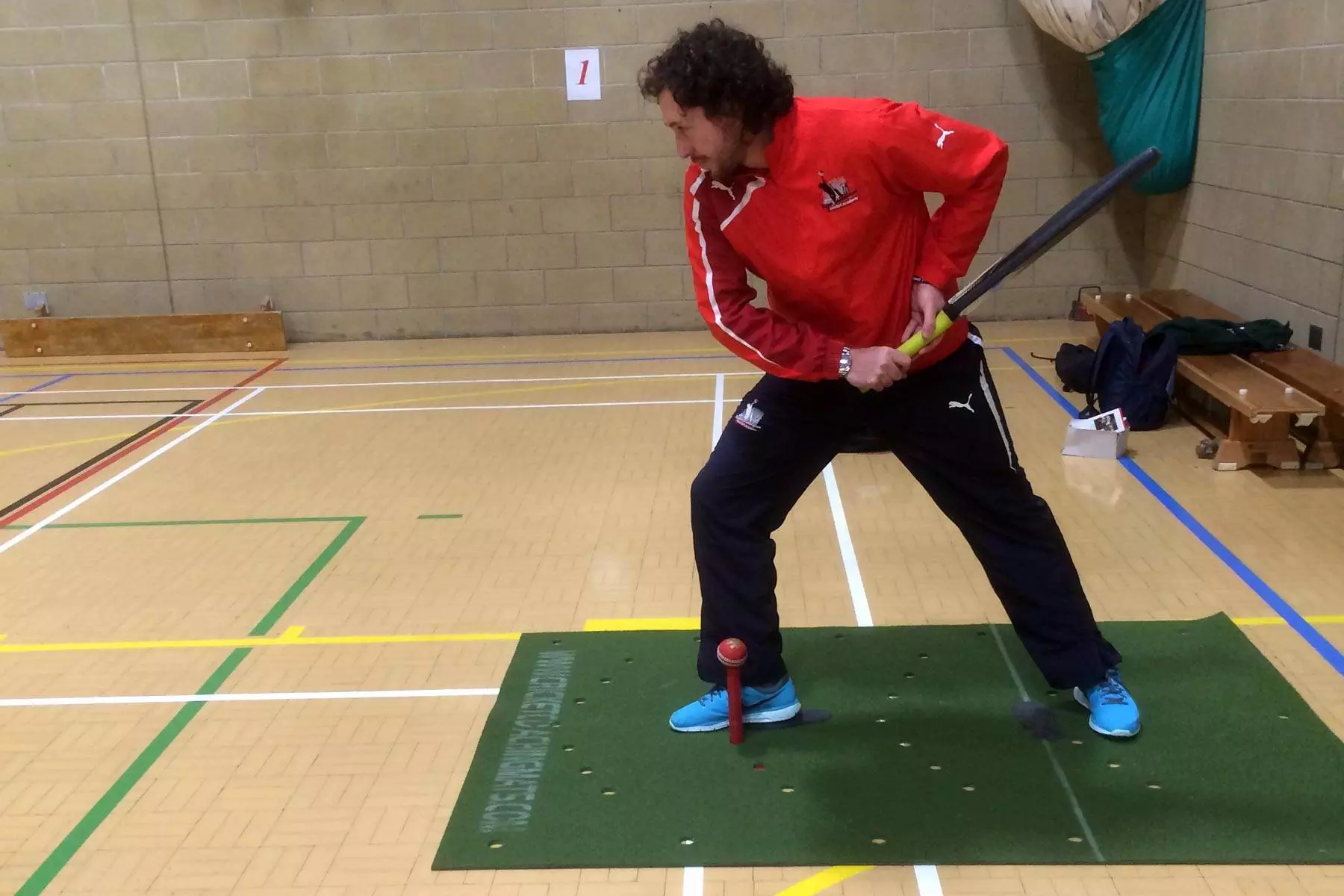 Who uses our cricket coaching mats? 1 Cricket coaches love Club-practice with cricket Training mat to improve coordination and technique